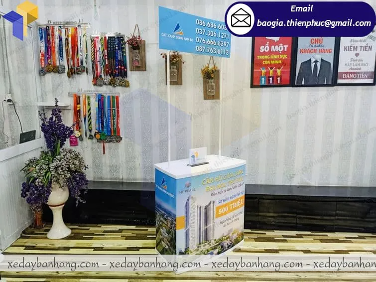 mua booth nhựa quảng cáo sự kiện