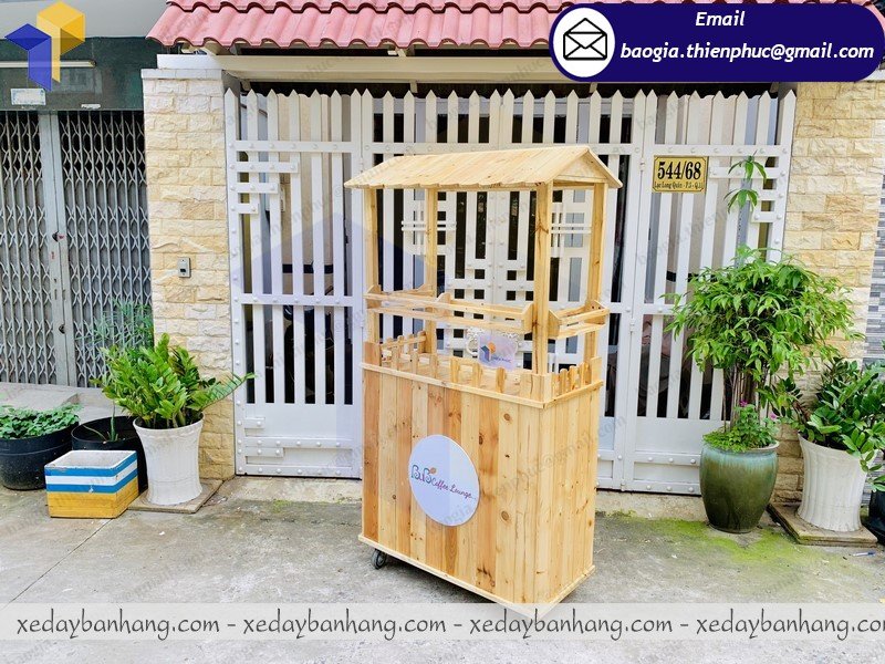 xe đẩy cafe đường phố đẹp